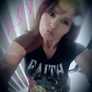 Meet your Posher, Nora june